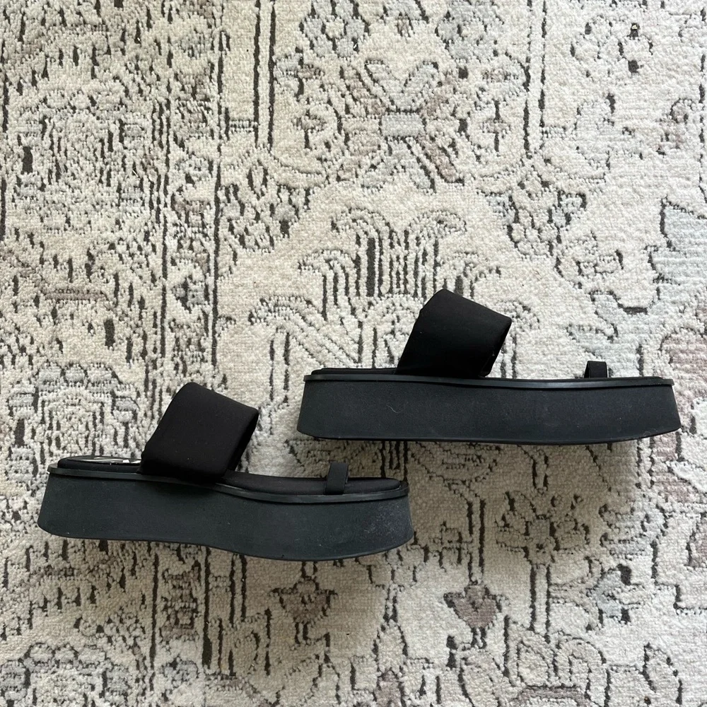 Zara Black Platform Ring Toe Sandals Size 40 (US 9-9.5) - Picture 4 of 8